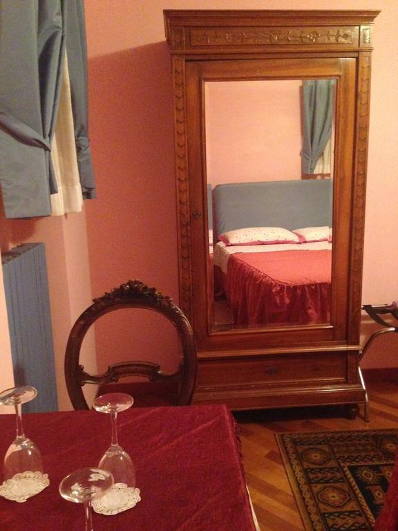 Castello D'Abruzzo Hotel Ripa Teatina Pokój zdjęcie