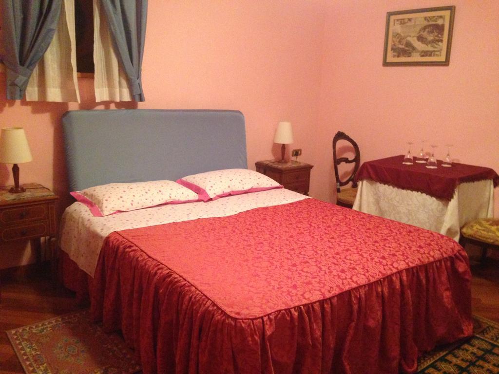 Castello D'Abruzzo Hotel Ripa Teatina Pokój zdjęcie